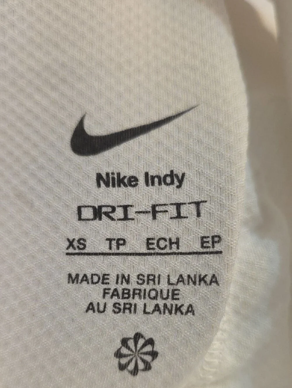Nike smooth white